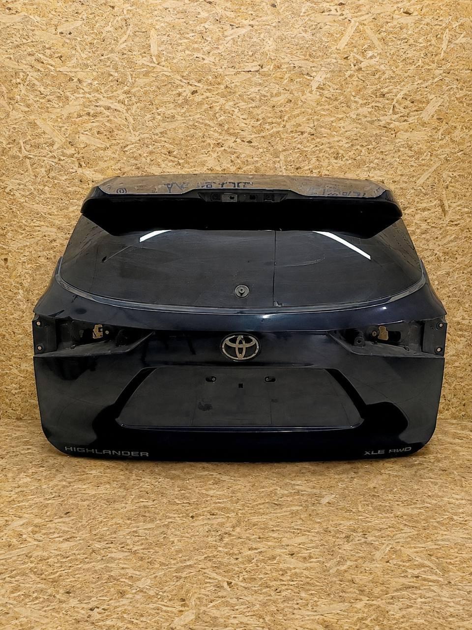 Ляда,кришка багажника гола та у зборі Toyota Highlander 2020-2026 (Комплектація XLE,XSE,SE,LE)